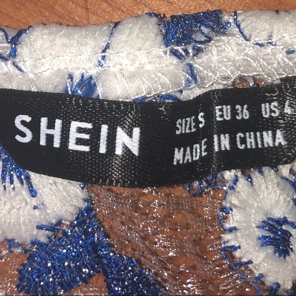 Shein Crop top - Picture 2 of 4